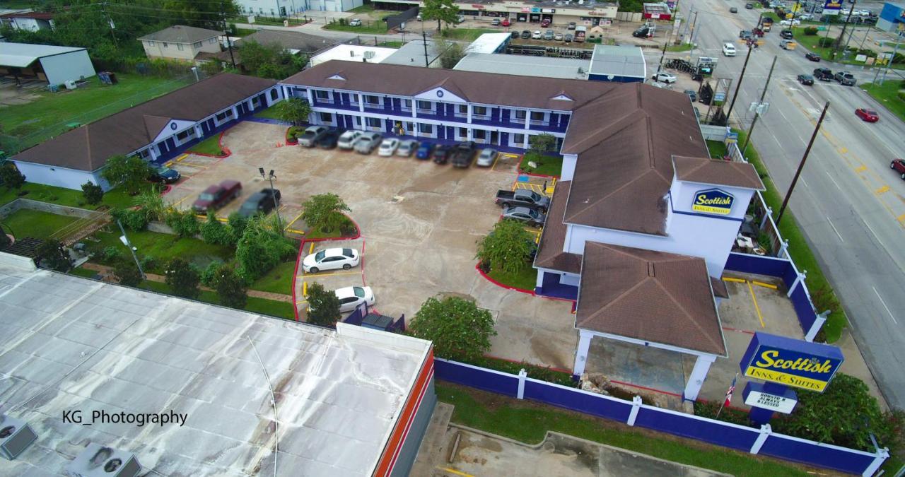 Scottish Inn And Suites Houston-Jones Road Dış mekan fotoğraf