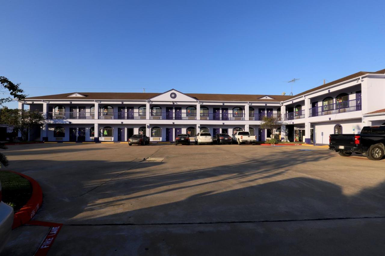 Scottish Inn And Suites Houston-Jones Road Dış mekan fotoğraf